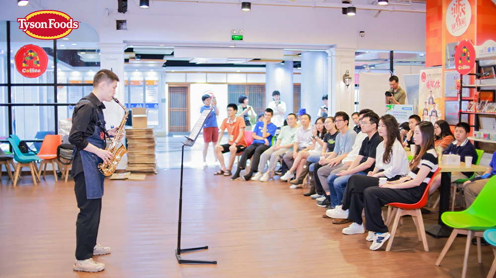 “有家就有泰森”關(guān)愛(ài)自閉癥兒童公益活動(dòng)